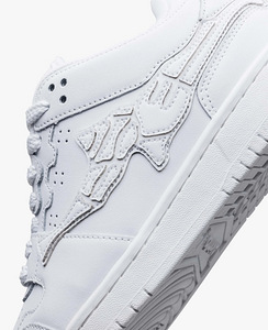 Vicinity akimbo lows triple white (6 foto / 8)