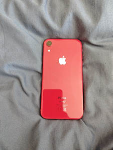 iPhone XR 64gb (2 фото из 3)