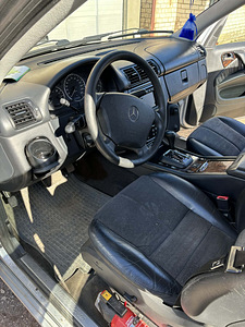 Mercedes-Benz M-klass 270 CDI (10 foto / 14)