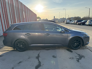 Toyota Avensis 2.0D 2013 195000 km •Heas korras • (8 foto / 15)