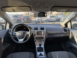 Toyota Avensis 2.0D 2013 195000 km •Heas korras • (11 foto / 15)