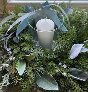 Käsitööna valminud jõulupärg, uksele või lausle (2 foto / 6)