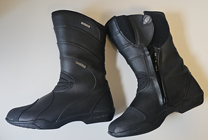 Forma Moto saapad (1 foto / 4)
