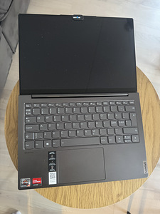 Lenovo Yoga Slim 7 13.3” (2 фото из 2)