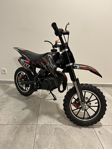 KXD 708E 2Takti El+käsi starter Mootoratas lastele 6-8a (3 foto / 3)