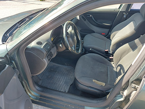 M:seat leon 03 1.9 tdi 81 kw (8 foto / 11)