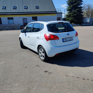 Kia venga 2010 1.4 66kw diisel (4 foto / 10)