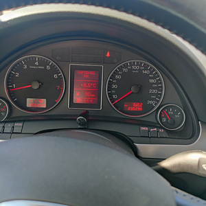 Audi a4 1.8 120kw 2005 bensiin . (7 foto / 9)