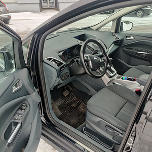 Ford grand c-max 7 istet 2.0 120kw diisel 2011 (5 foto / 12)