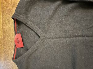 Hugo Boss kampsun, s.S (2 foto / 2)