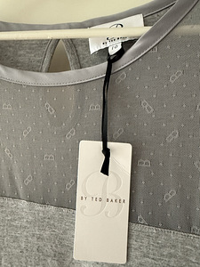Uus Ted Baker top t-särk s.44 (3 foto / 5)