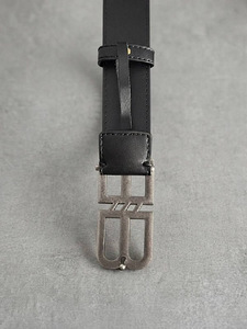 Balenciaga Belt (2 foto / 4)