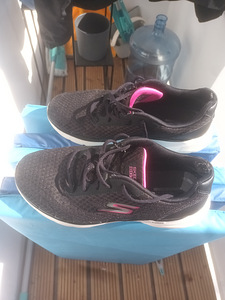 Skechers GOwalk 6™ - Iconic Vision shoe. (4 foto no 6)