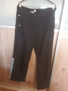 Adidas sporta bikses 46. (1 foto no 5)