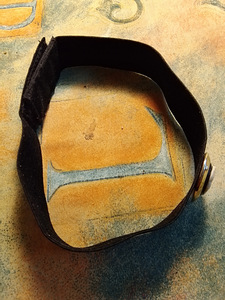 CAMEE KAULAKORU PEHMEÄÄ SAMETTIA (3 valokuva sivusta 3)