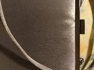 KIILTÄVÄ PINTAINEN ORIFLAME ILTALAUKKU (2 valokuva sivusta 4)