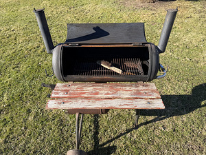 Grill (5 foto / 5)