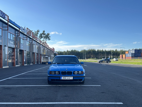 BMW