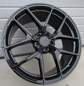 R20x9.5  5X112  ET  35  66.6  XE137  (BY1225)  Black (BL)  For MER  (P2) (1 foto / 1)