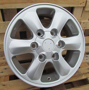 R15x6  6X139.7  ET  35  108.1  LU890  Hyper Silver (HS)  For 4X4  (K7)  (TOYOTA (AKC 60 Eur)) (1 foto / 1)