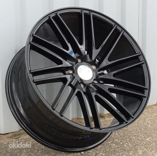 R20x8.5  5X120  ET  33  72.6  LU579  (M+6R)  Black (BL)  For RACIN  (K7)  ((AKC 110 Eur) Vossen Style (Right Front))