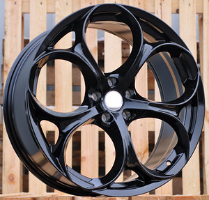 R17x7.5  5X110  ET  33  65.1  L1664  (YF5707)  Black (BL)  For ALFA  (Z6)  (HYBRID FORGED (ET31)) (1 foto / 1)