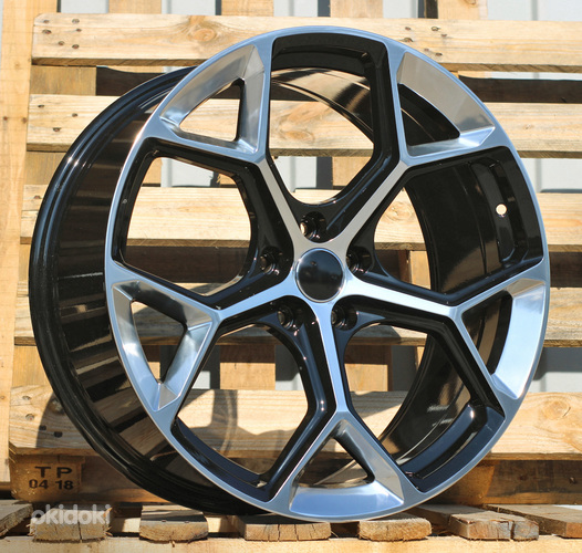 R18x8  5X112  ET  40  66.5  I5598  (YF5598)  Silver+Black (SIBL)  For AUD