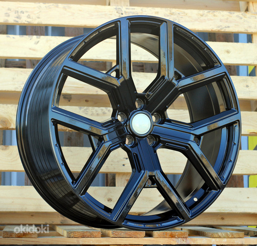 R22x10  5X120  ET  40  72.6  I5562  (FL5562)  Gloss Black (GB)  For LAND  (K3)  (HYBRID FORGED)