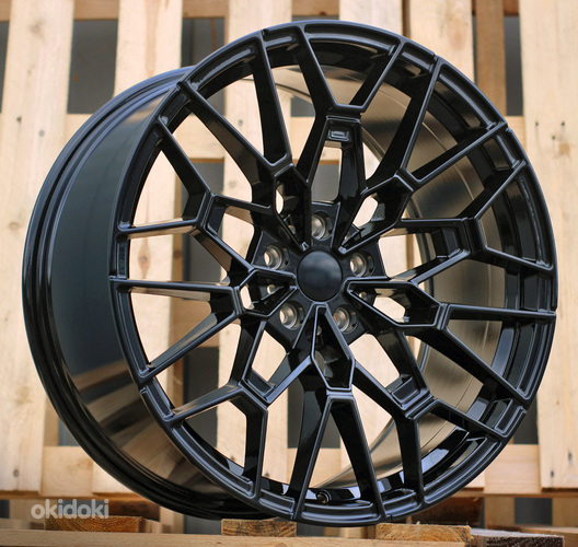 R18x8.5  5X120  ET  33  72.6  I0384  (YF0384)  Black (BL)  For BMW  (K8)  (HYBRID FORGED)