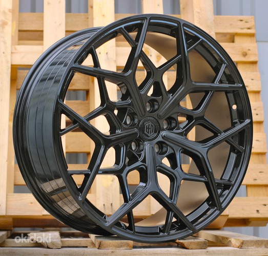 R22x10  5X120  ET  40  72.6  HF5210  Black (BL)  For LAND  (Z5)  (HYBRID FORGED)