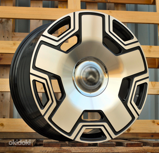 R22x10  5X130  ET  35  84.1  F3053  Black Polished (MB)  For MER