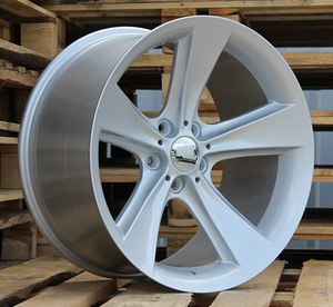 R19x8.5  5X120  ET  35  72.6  BK086  (LU545)  Silver Shining (SS)  For BMW  (Z5)  (Rear+Front) (1 foto / 1)