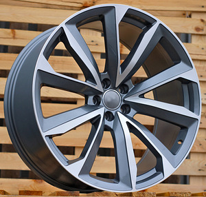 R22x10  5X112  ET  26  66.5  B5815  Grey Polished+Powder Coating (MGPC)  For AUD  (P)  (New Q7) (1 foto / 1)