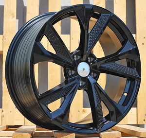 R18x8  5X112  ET  35  66.5  B1566  (FBX008)  Black (BL)  For AUD  (Z6)  (HYBRID FORGED) (1 foto / 1)
