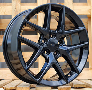 R18x8  5X114.3  ET  50  64.1  B1012  Black (BL)  For HOND  (P) (1 foto / 1)