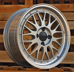 R15x6.5  4X100  ET  35  67.1  3S215  Silver+Polished Lip (SP)  For RACIN (1 foto / 1)