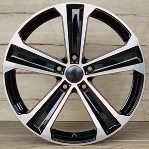 R18 VIPER B224 Black polish 18x8 5x112 (1 foto / 1)
