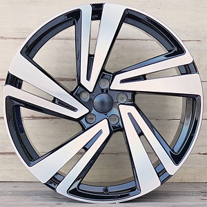 R18 AMZ 5641 Black polish 18x7.5 5x108 (1 foto / 1)