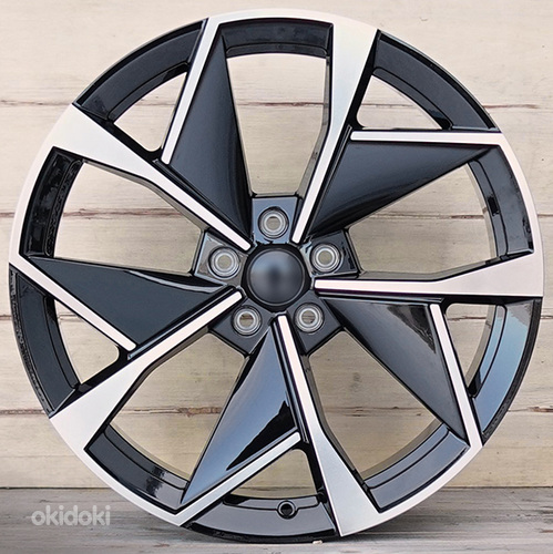 R19 AMZ 5638 Black polish 19x8 5x108