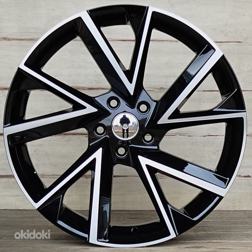 R17 AMZ 0262 Black polished with powder coating 17x7 5x114.3