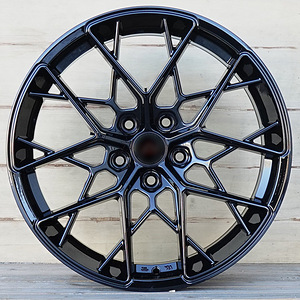 R18 AMZ YF0432 Mat black 18x8 5x114.3 (1 foto / 1)