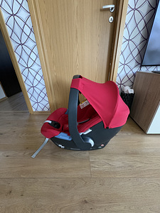 Детское кресло (2 фото из 3)