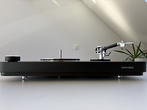 Värskelt hooldatud Clearaudio Concept MM uue helipeaga (3 foto / 8)