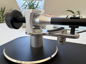 Värskelt hooldatud Clearaudio Concept MM uue helipeaga (6 foto / 8)