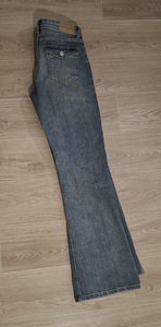 Джинсы boot cut , размер S (2 фото из 2)