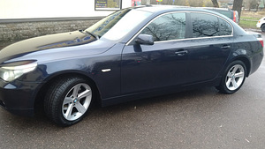 БМВ Е60 530i (4 фото из 10)