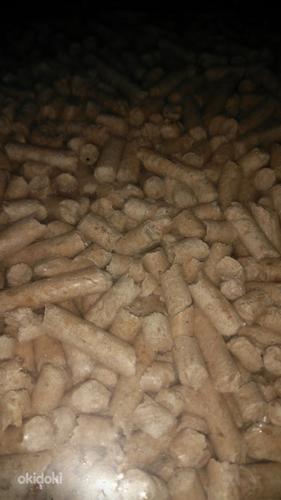 Premium pellet гранулы 56x16kg 8mm пеллеты (фото #1)