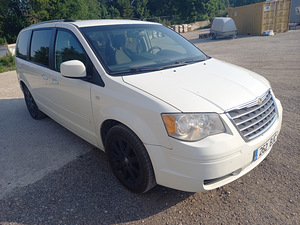 Chrysler grand voyager (4 foto / 8)
