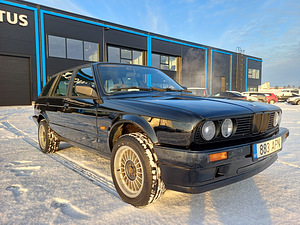 BMW 316i e30 (12 фото из 12)