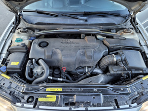Volvo V70 D5 (15 фото из 15)